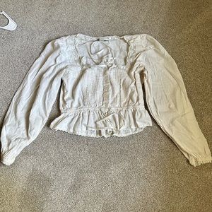 American Eagle Cream Long Sleeve Blouse